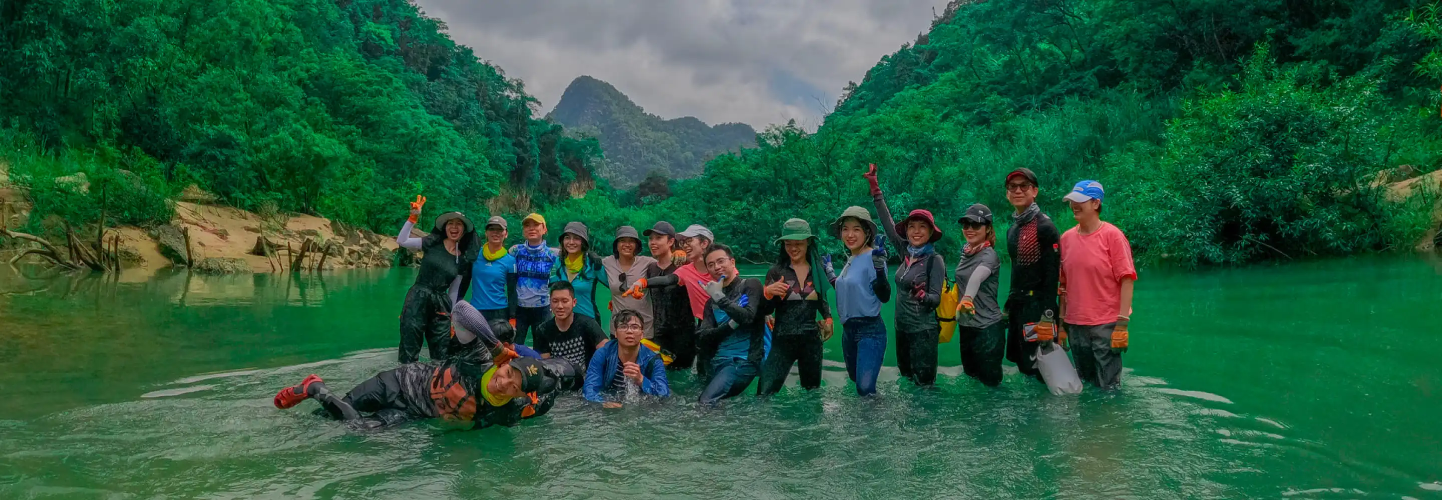 image banner team building